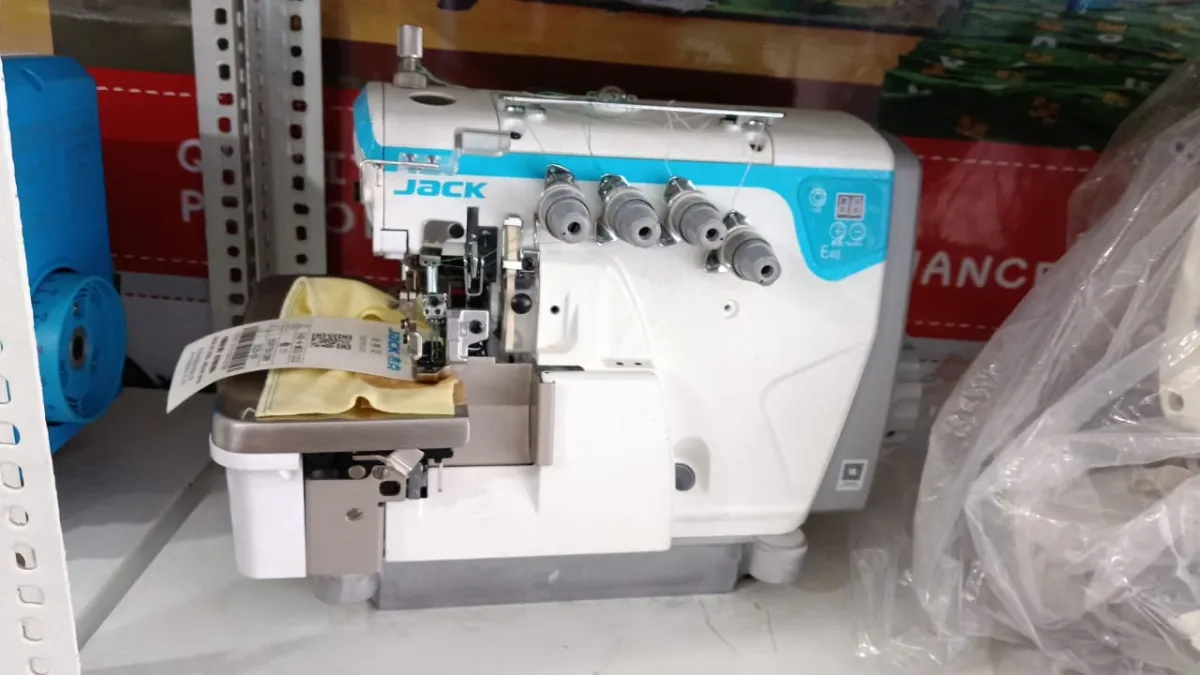 Jack brand industrial overlock sewing machine